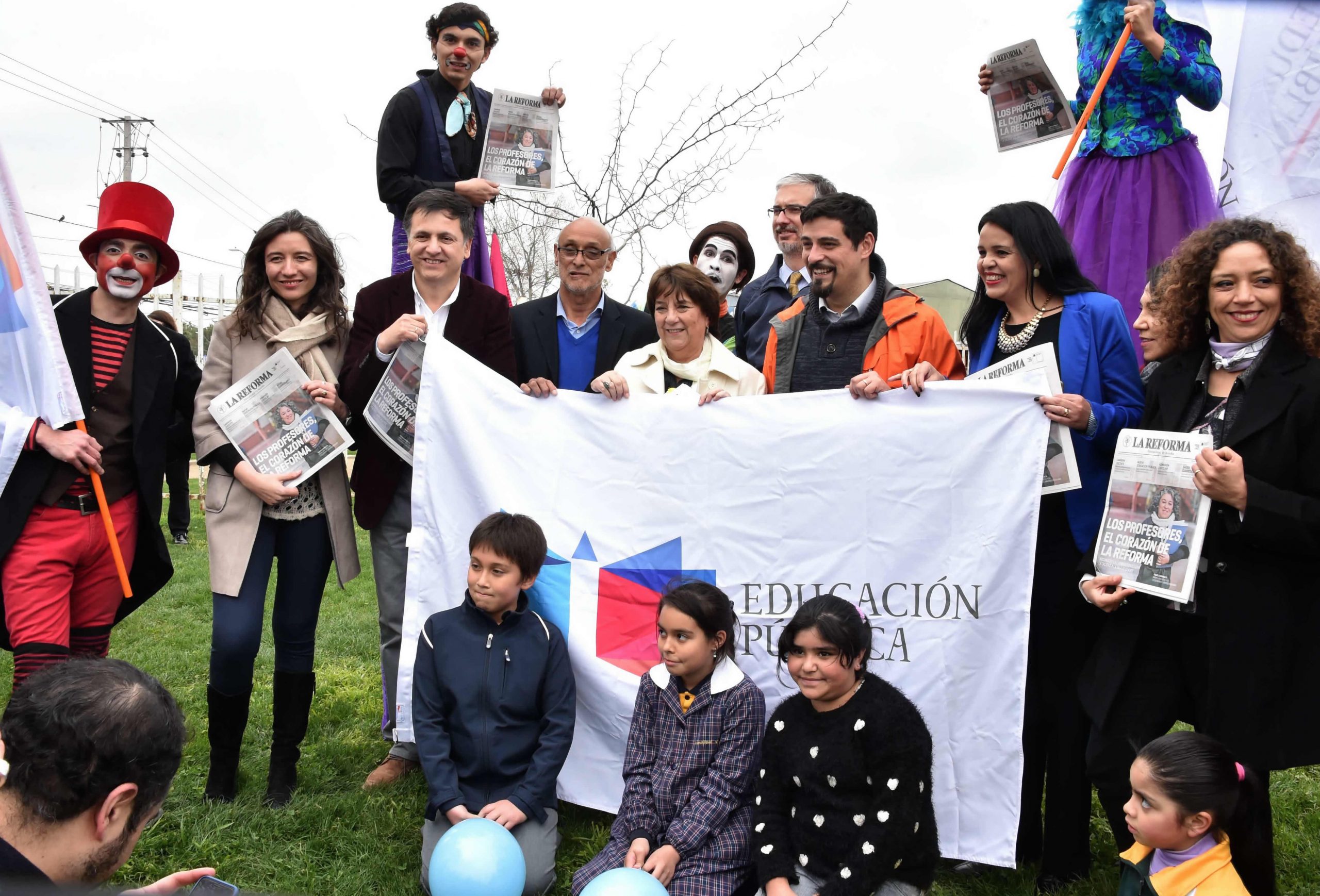 Ministra Delpiano visita territorio de Barrancas donde comenzará la desmunicipalización