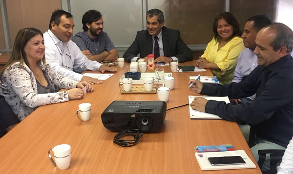 Dirección de Educación Pública se reúne con la Confemuch