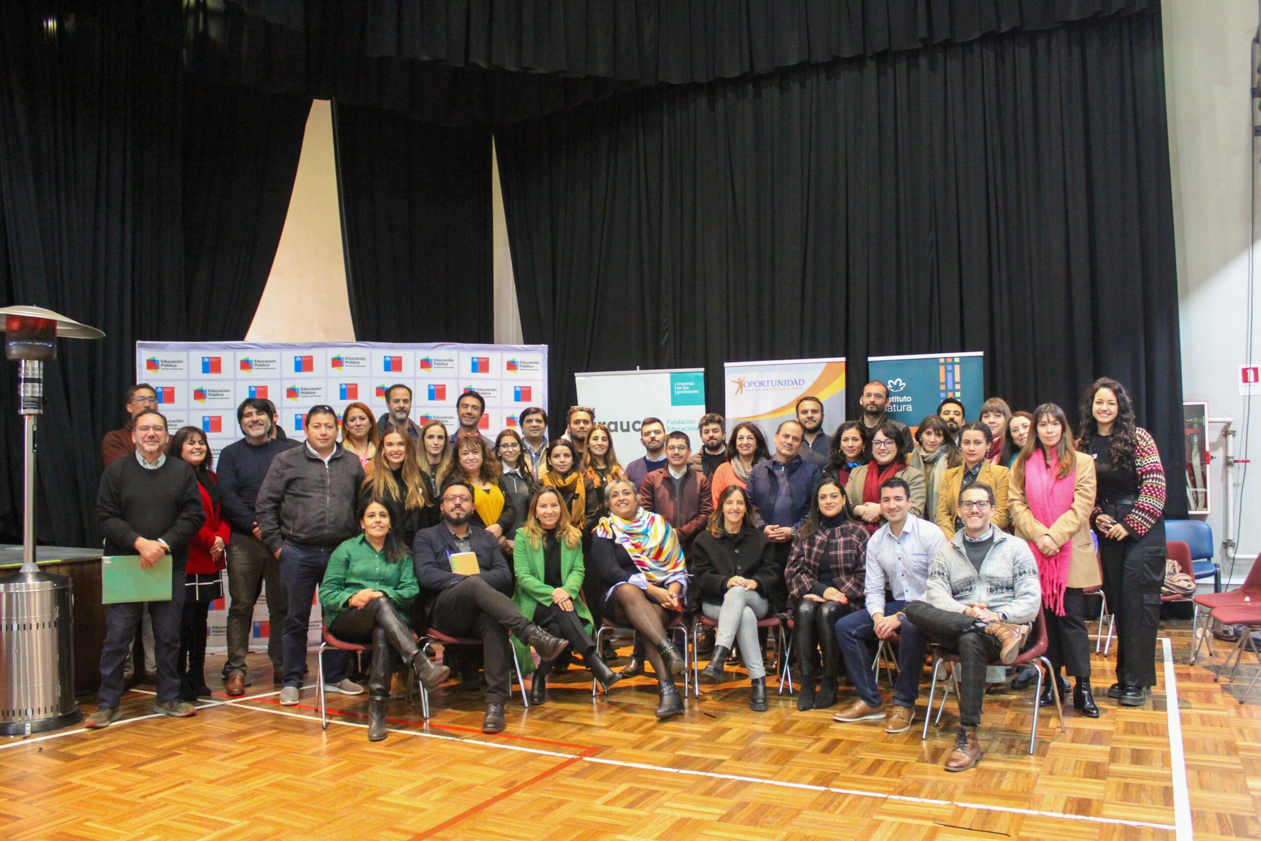 Equipos de revinculación de los SLEP participaron en taller sobre cultura de datos