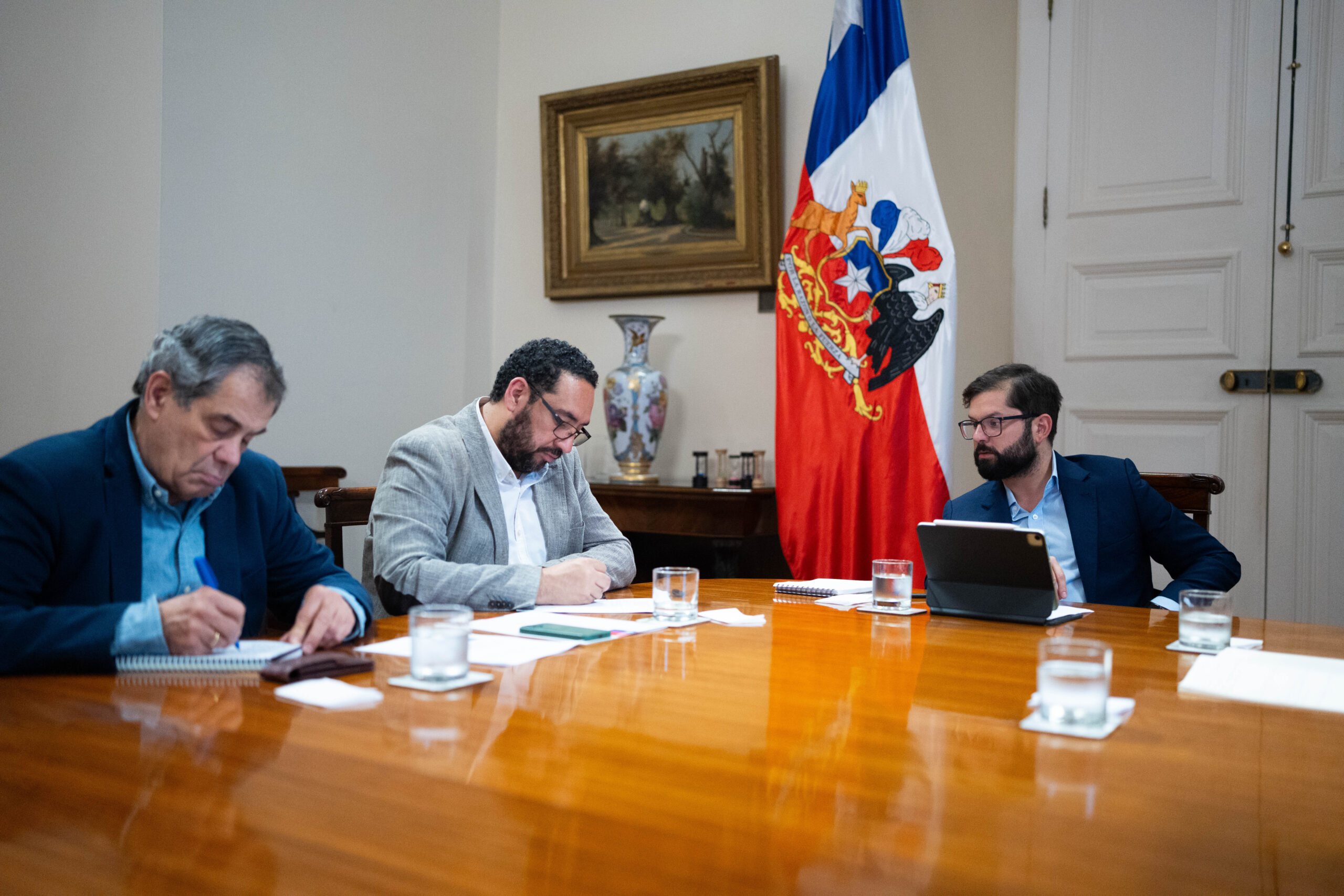 Presidente Boric nombra a director de Educación Pública a través de ADP