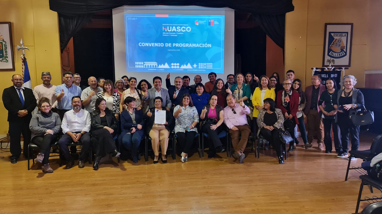 Se invertirán 50 mil millones: Servicio Local de Huasco firma convenio con GORE para fortalecer infraestructura escolar