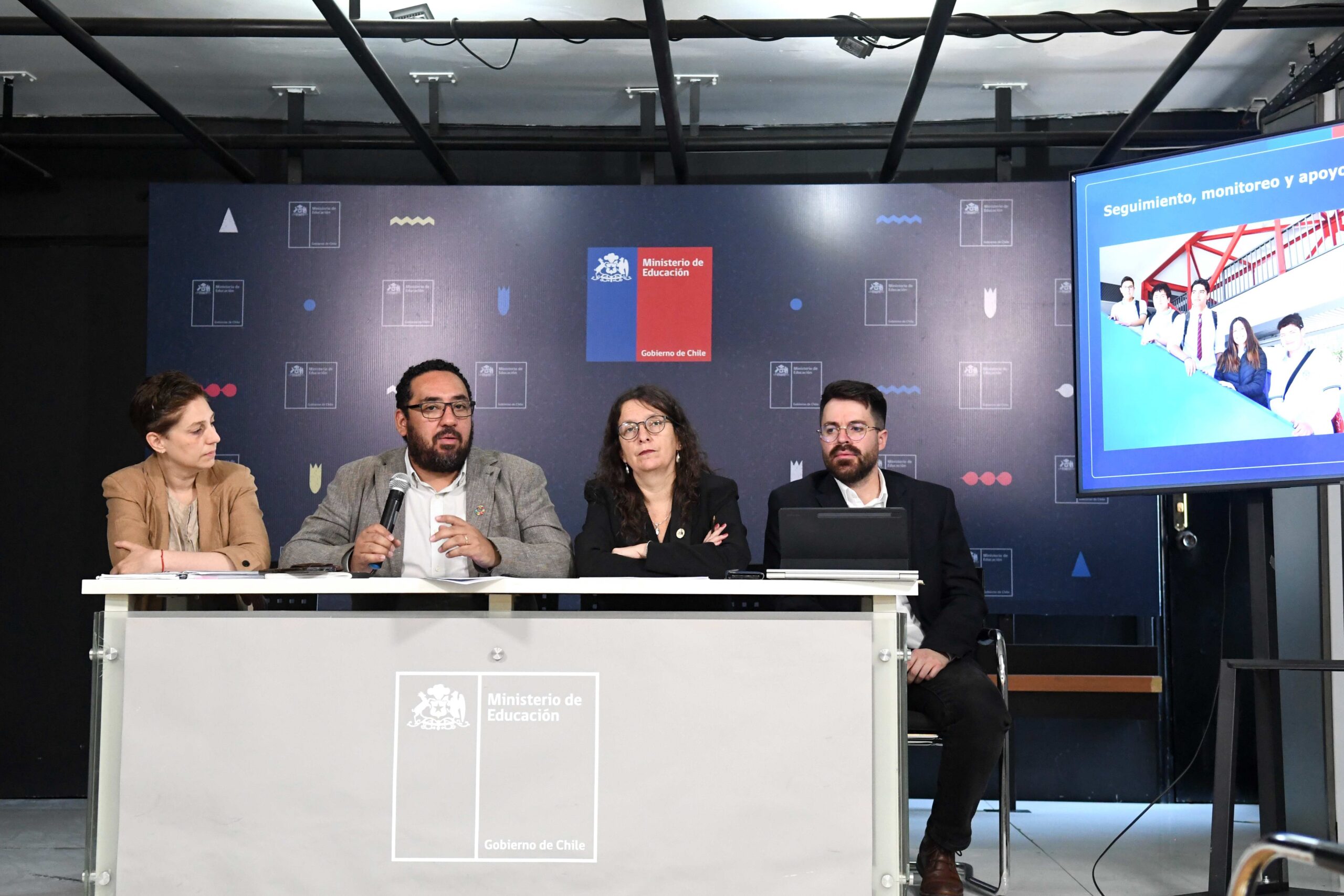 Más de 17 mil estudiantes que habían salido del sistema volvieron a las aulas este 2024
