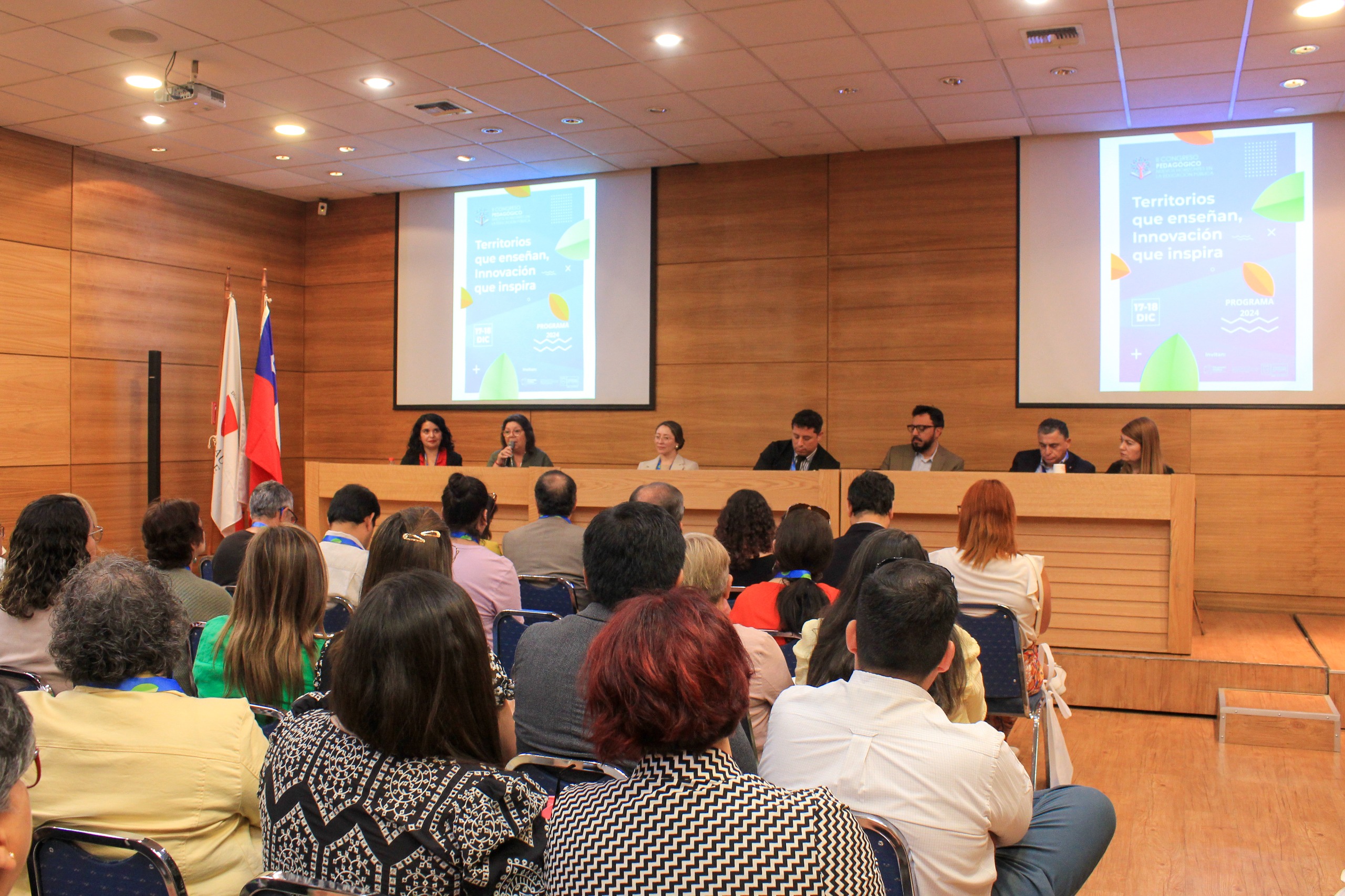 La promoción de la innovación educativa con enfoque territorial fue analizada en el Congreso Nuevos Horizontes en la Educación Pública