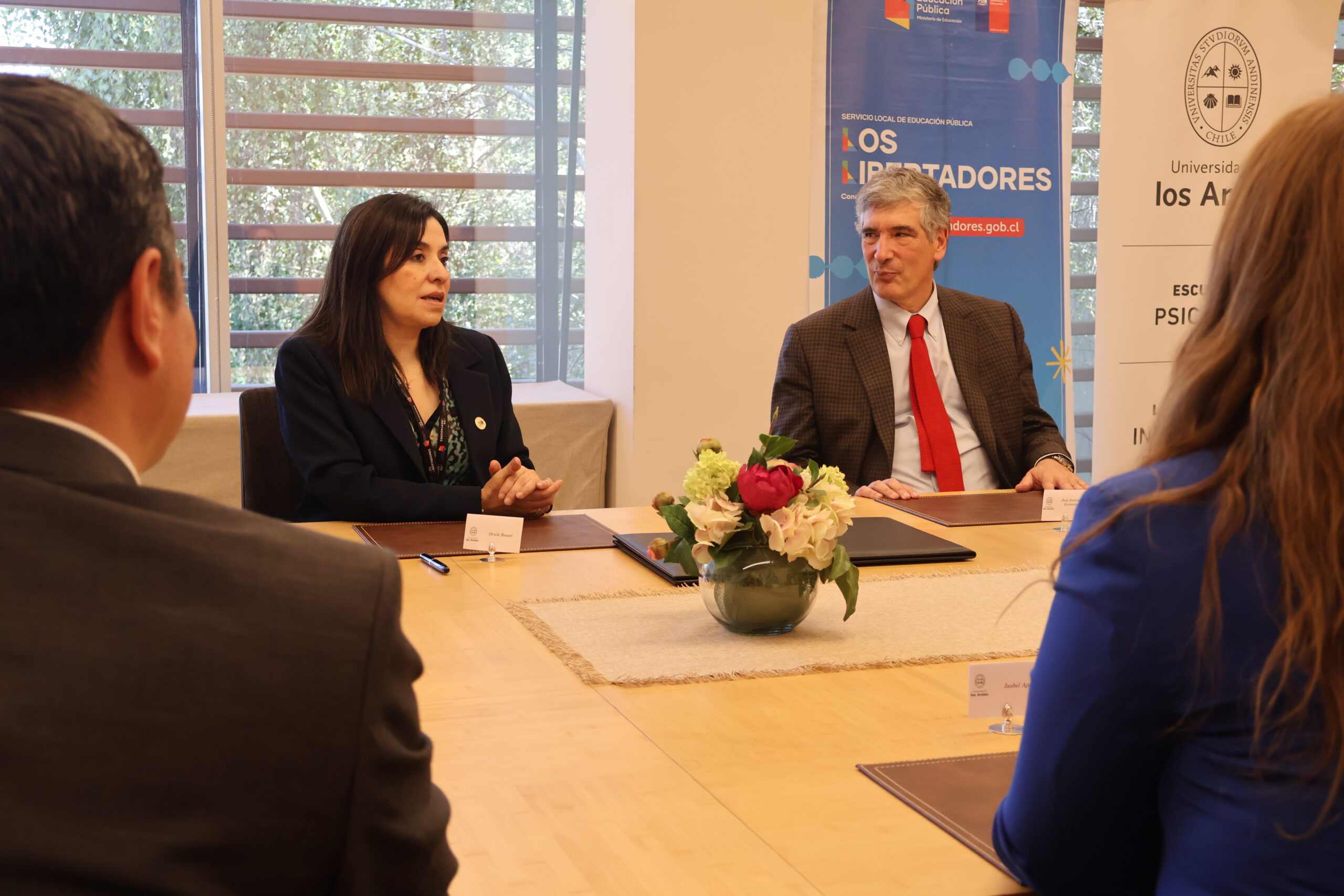 Universidad de Los Andes firmó convenio de colaboración con el Servicio Local de Educación Pública Los Libertadores