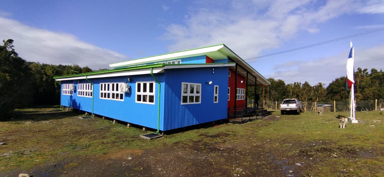 Con una inversión de $410 millones: Comunidad de Punta White celebró inauguración de nueva escuela