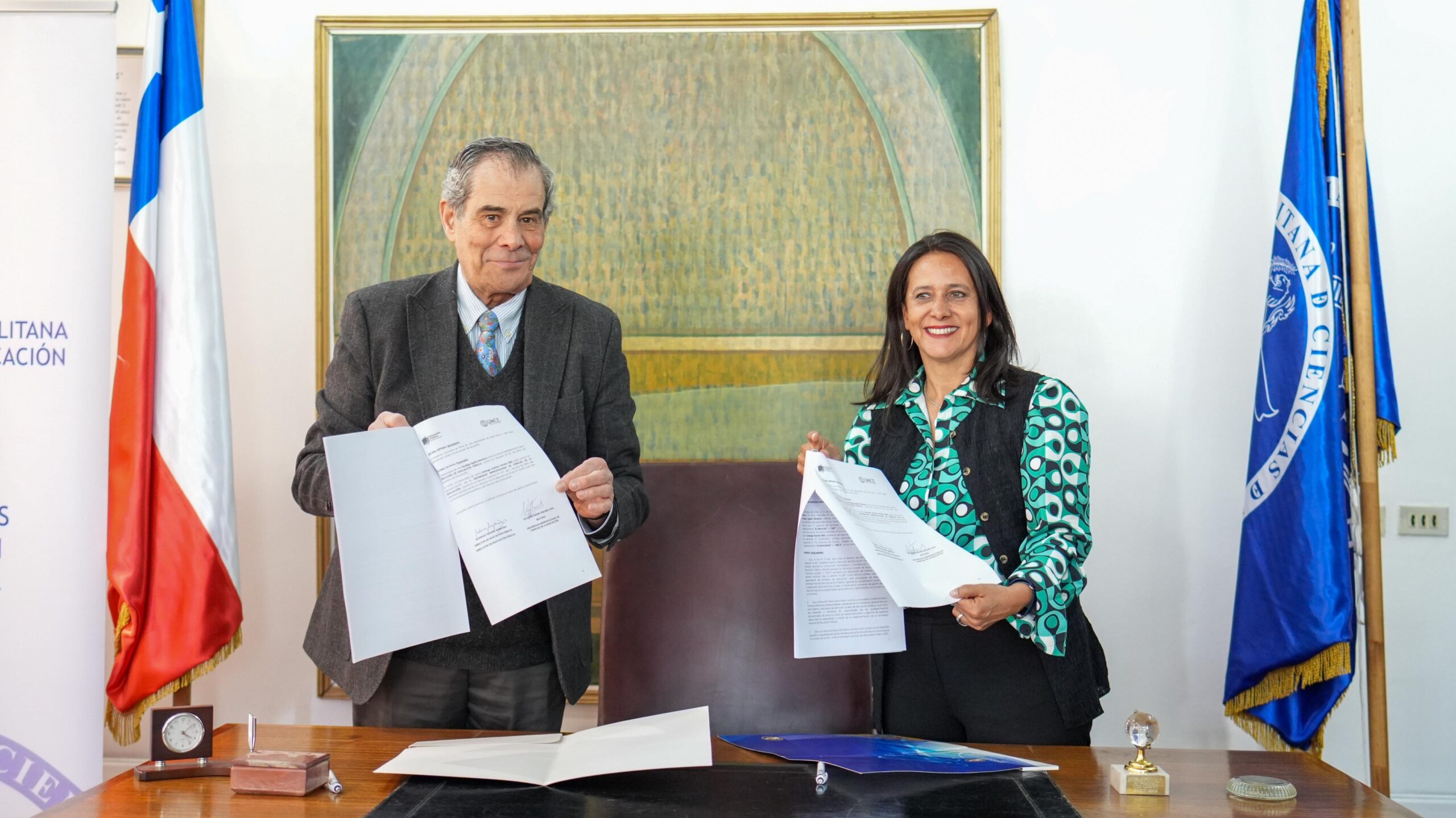 La DEP y la UMCE firman acuerdo para proteger las trayectorias educativas de las y los estudiantes de aulas hospitalarias