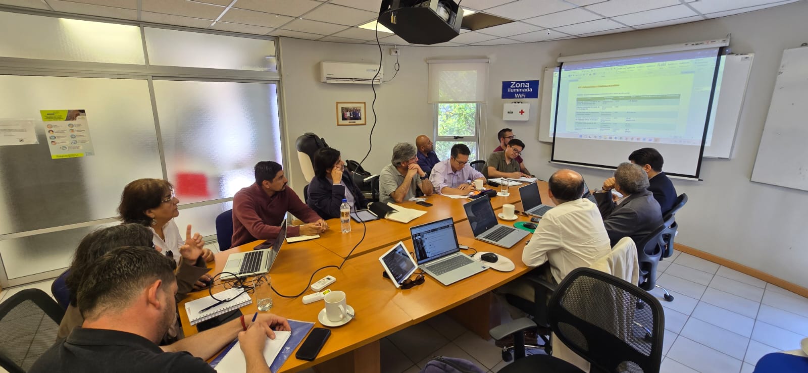 Profesionales de la DEP realizan acompañamiento en terreno al SLEP Atacama de cara al año escolar 2026