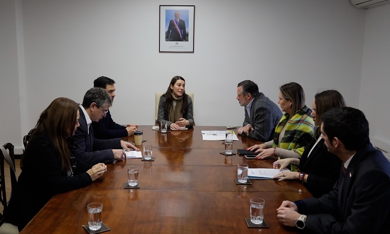 Ministerio de Educación dio a conocer a alcaldes propuesta de modificación en calendario de implementación de Servicios Locales de Educación Pública