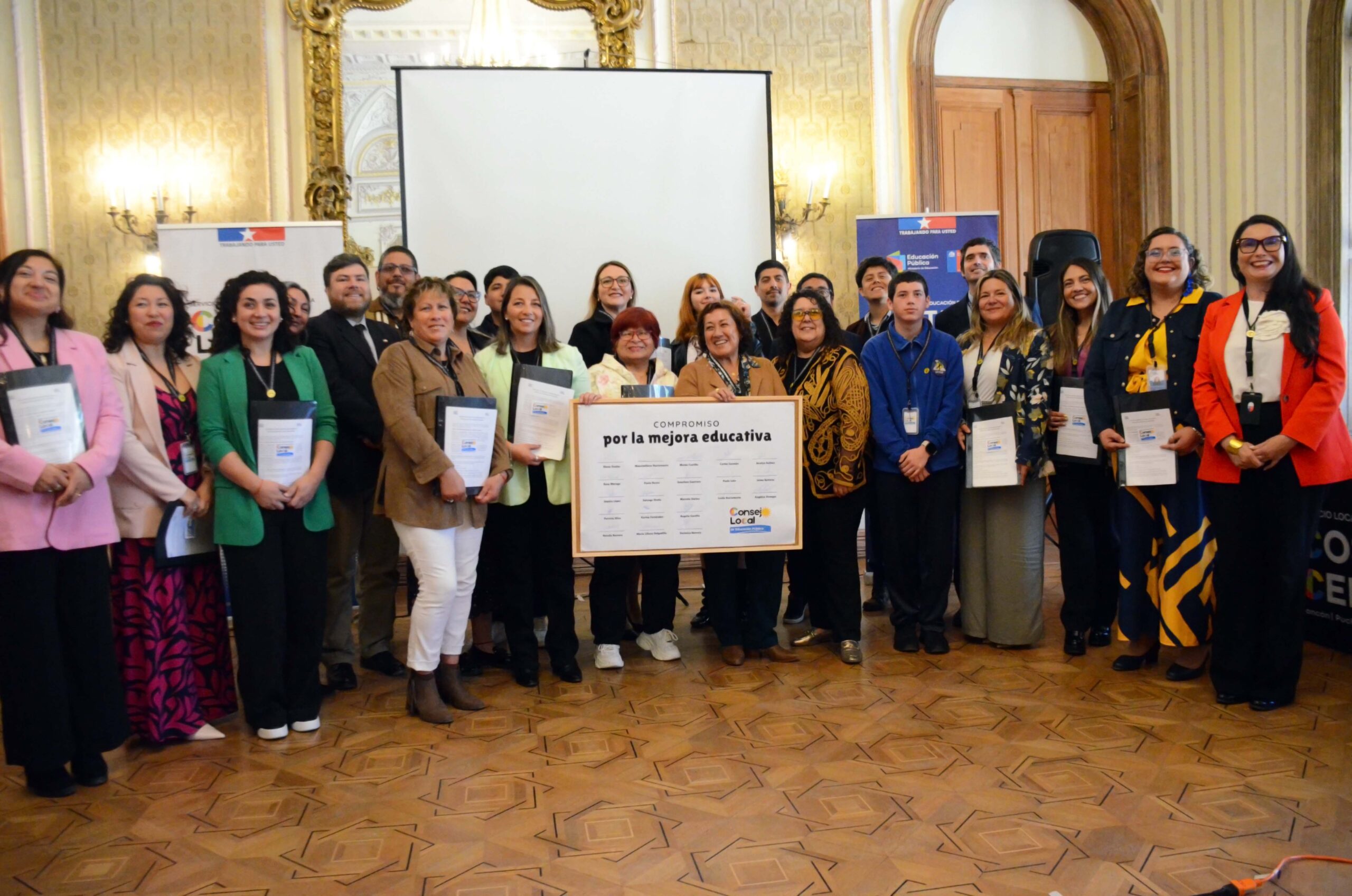 Consejo Local de SLEP Costa Central realizó investidura de sus consejeros